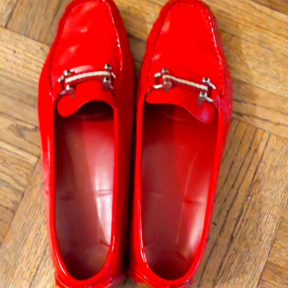 Gorgeous red bally flats size 37